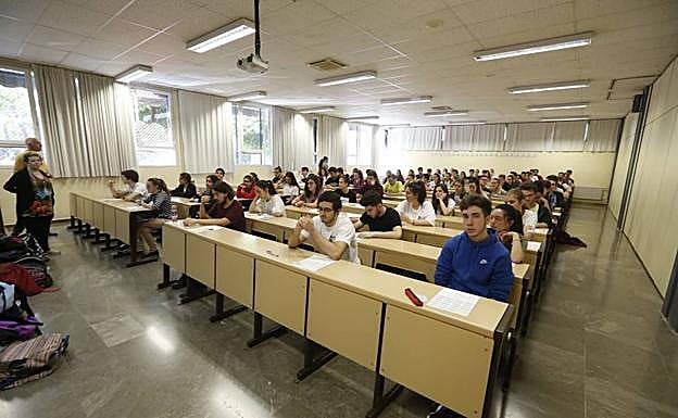 6000 estudiantes se examinarán de la Prueba de Evaluación de Bachillerato para el Acceso a la Universidad (PEvAU) en la UGR