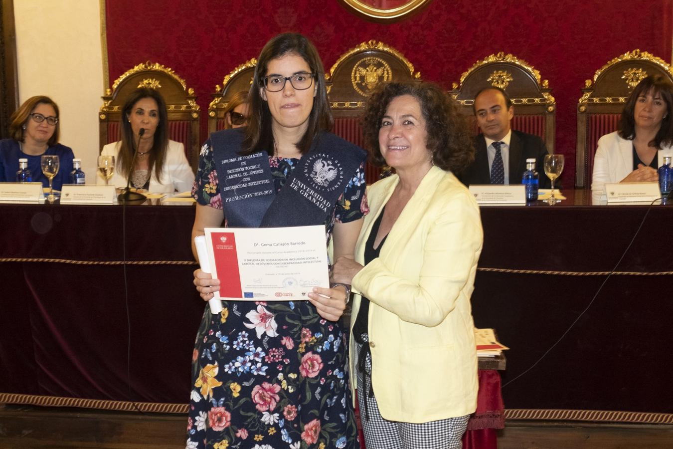 17 jóvenes con discapacidad intelectual finalizan su formación en la UGR