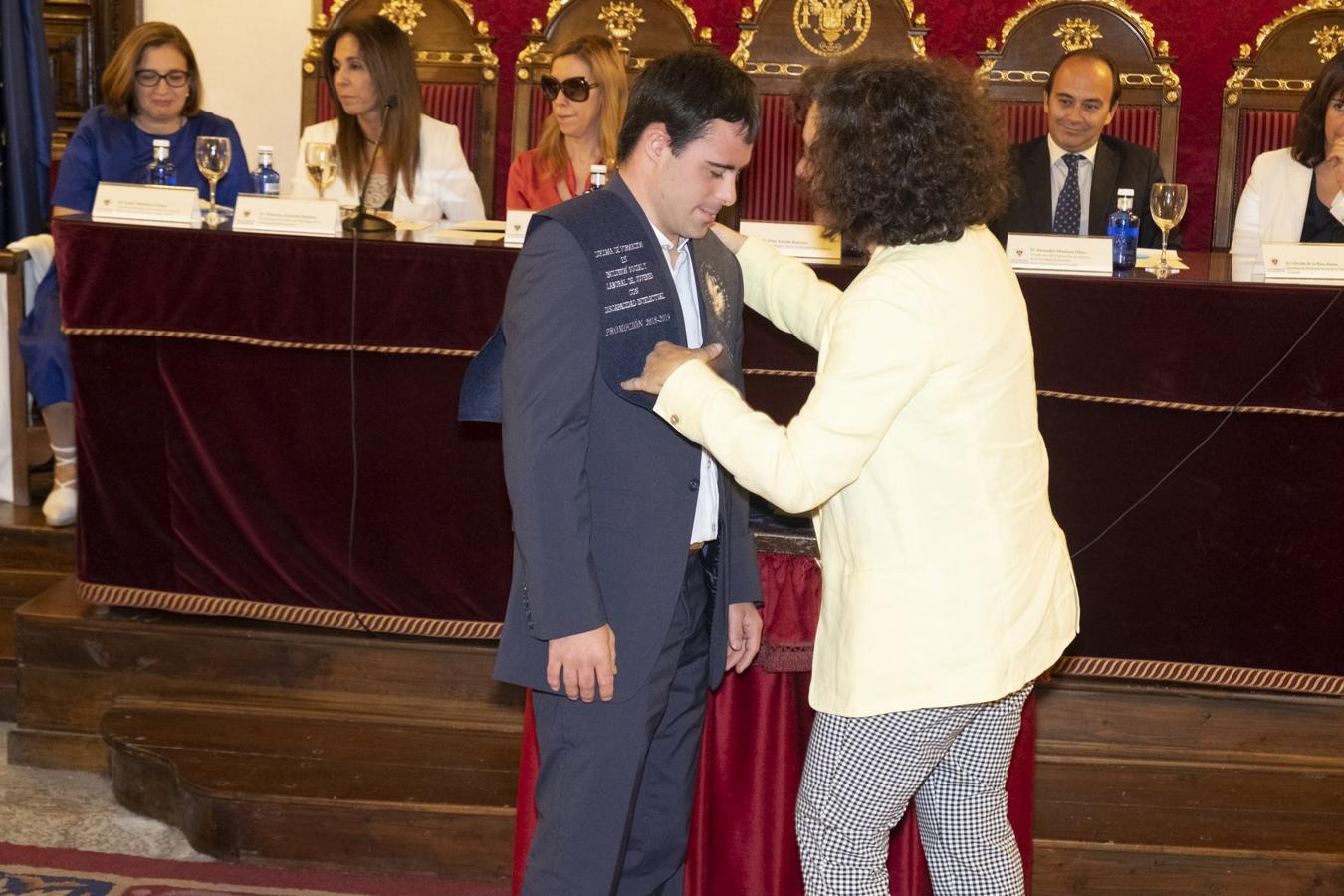 17 jóvenes con discapacidad intelectual finalizan su formación en la UGR