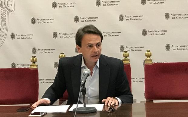 Fuentes lamenta que un alcalde «desesperado vuelva a desprestigiar al PP»