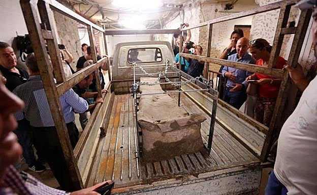 Traslado del sarcófago