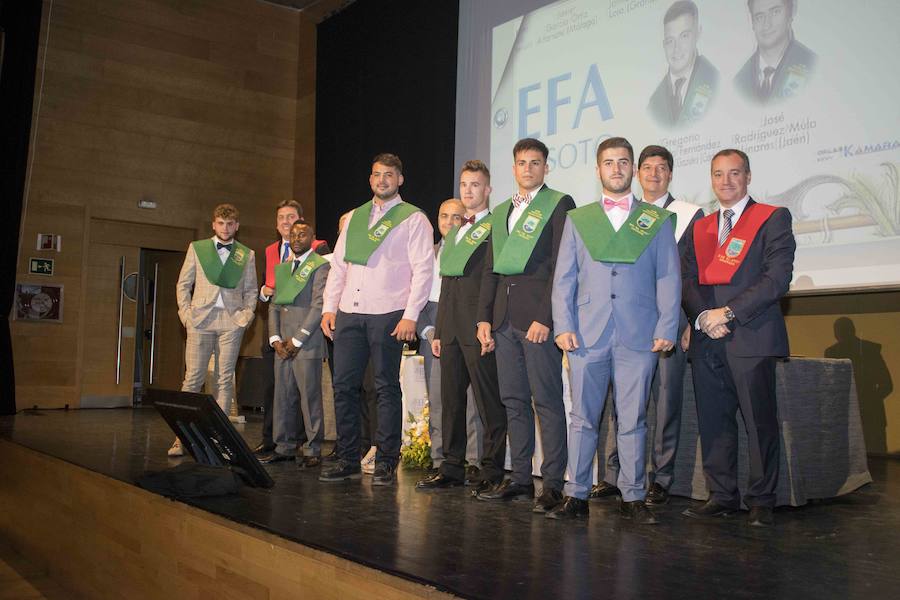 Además, ha distinguido al Ayuntamiento de Fuente Vaqueros, al Patronato de la Alhambra y a IDEAL por su suplemento AG