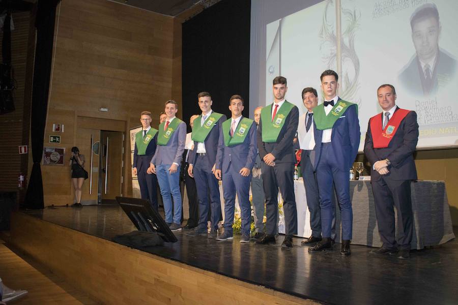 Además, ha distinguido al Ayuntamiento de Fuente Vaqueros, al Patronato de la Alhambra y a IDEAL por su suplemento AG