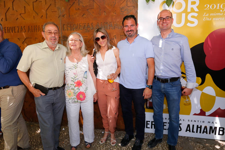 IDEAL quiere estar, un año más, cerca de los granadinos durante estos días de feria. Así, cada mediodía espera en Las Titas, en el Paseo del Salón, a todos aquellos que deseen disfrutar de un ambiente familiar y en el que la buena gastronomía será protagonista.