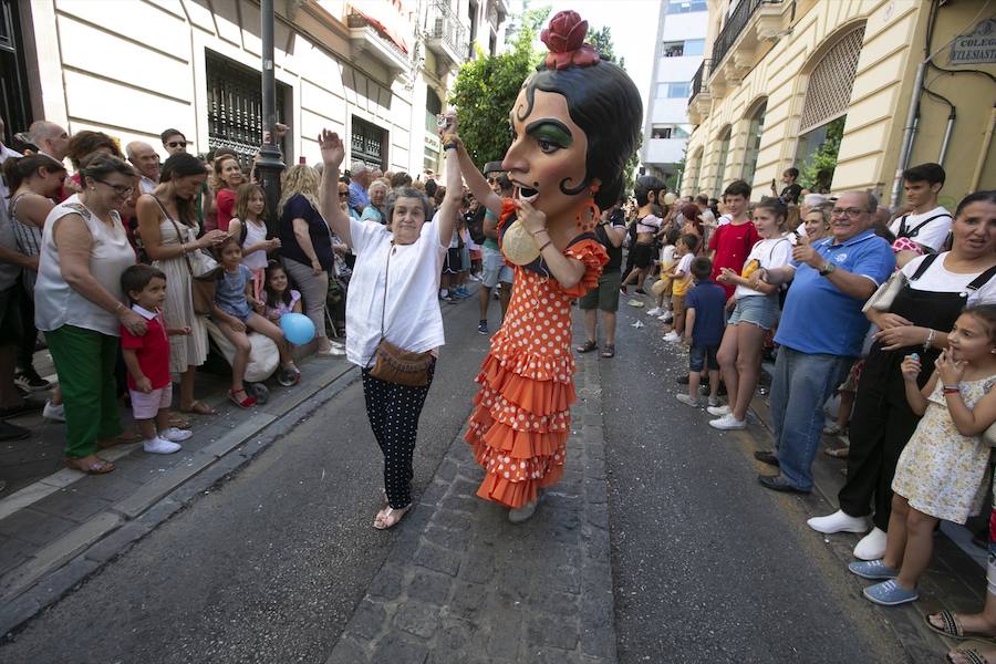 Te mostramos en imágenes cómo se ha vivido en el centro uno de los dìas grandes de la feria