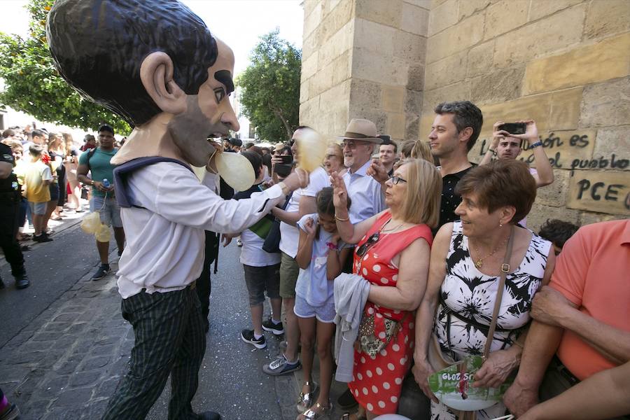 Te mostramos en imágenes cómo se ha vivido en el centro uno de los dìas grandes de la feria