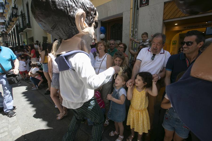 Te mostramos en imágenes cómo se ha vivido en el centro uno de los dìas grandes de la feria