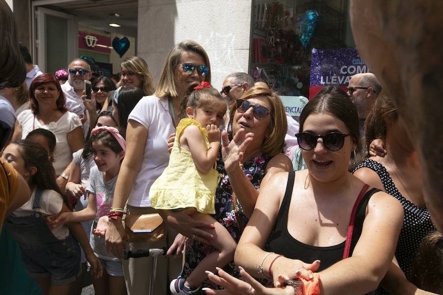 Te mostramos en imágenes cómo se ha vivido en el centro uno de los dìas grandes de la feria