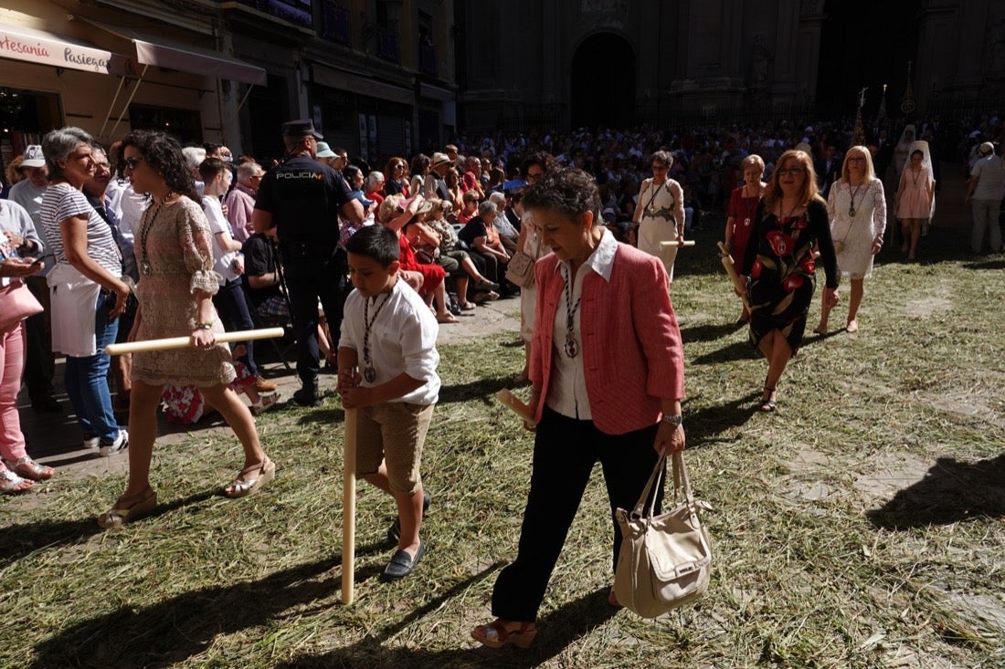 Si has estado en la Plaza de las Pasiegas, búscate en nuestra galería