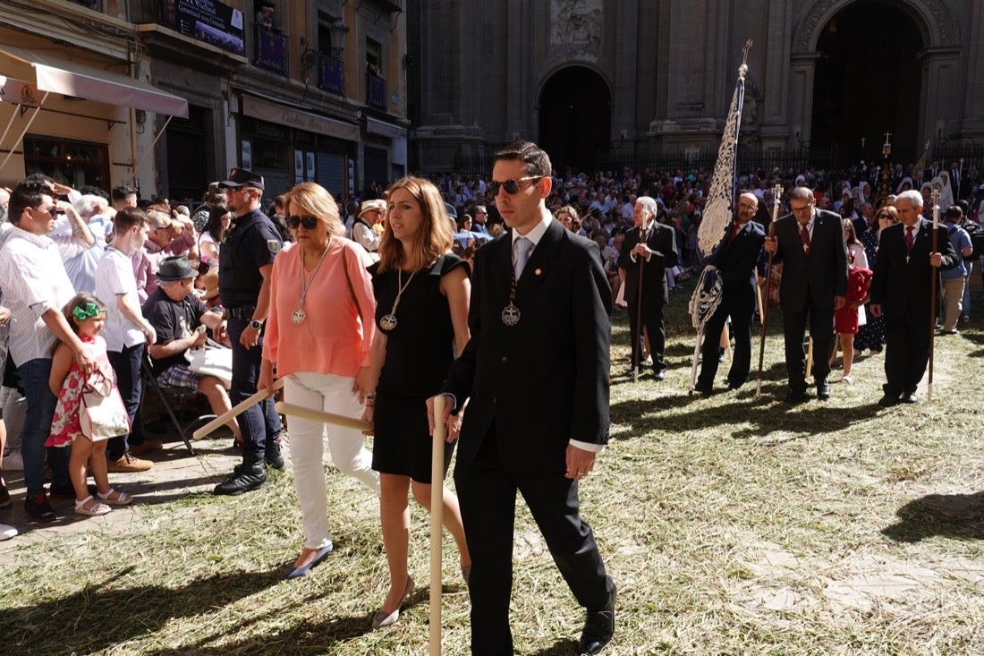 Si has estado en la Plaza de las Pasiegas, búscate en nuestra galería