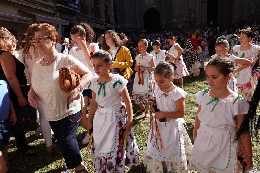 Si has estado en la Plaza de las Pasiegas, búscate en nuestra galería