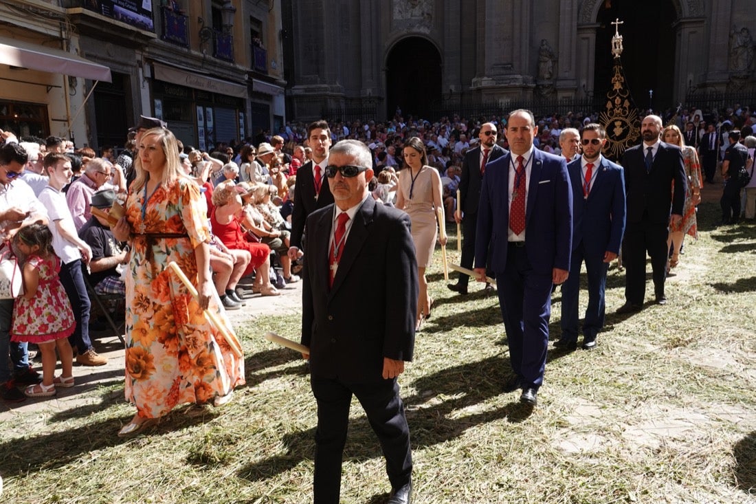 Si has estado en la Plaza de las Pasiegas, búscate en nuestra galería