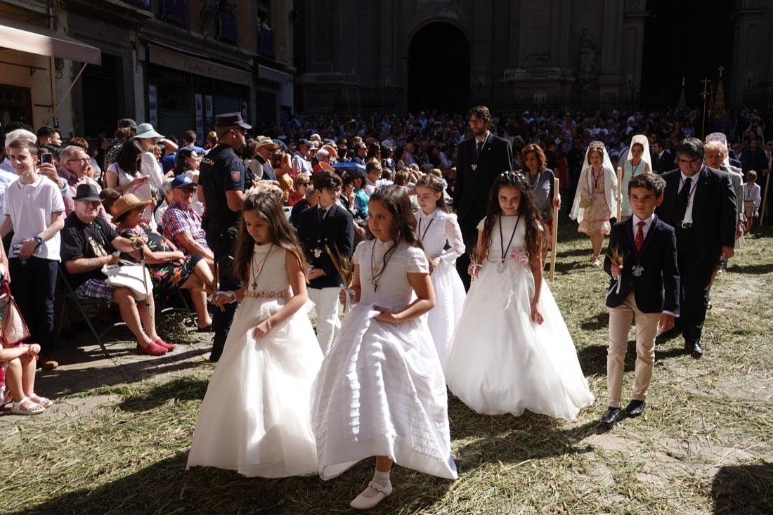 Si has estado en la Plaza de las Pasiegas, búscate en nuestra galería