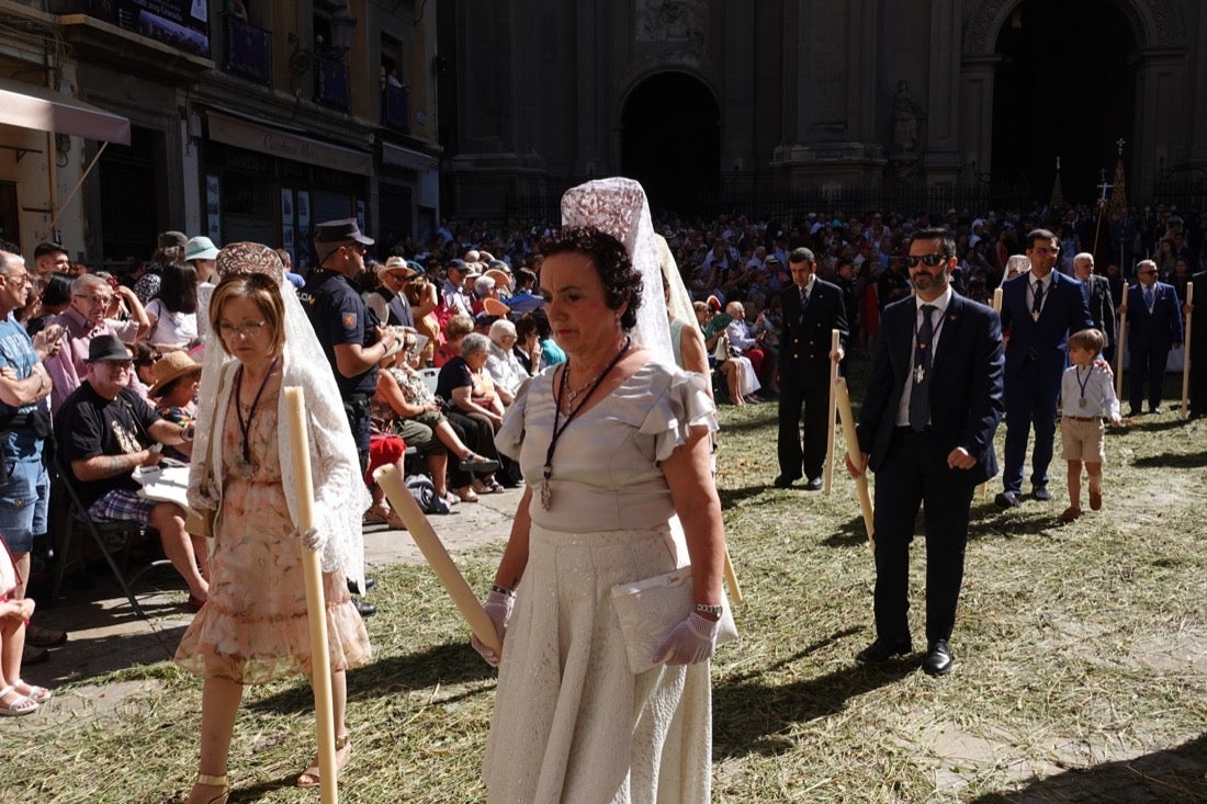 Si has estado en la Plaza de las Pasiegas, búscate en nuestra galería