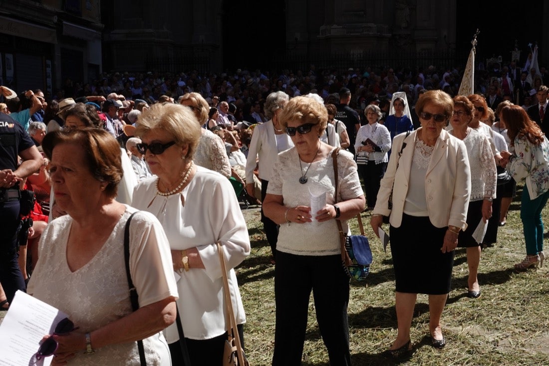 Si has estado en la Plaza de las Pasiegas, búscate en nuestra galería