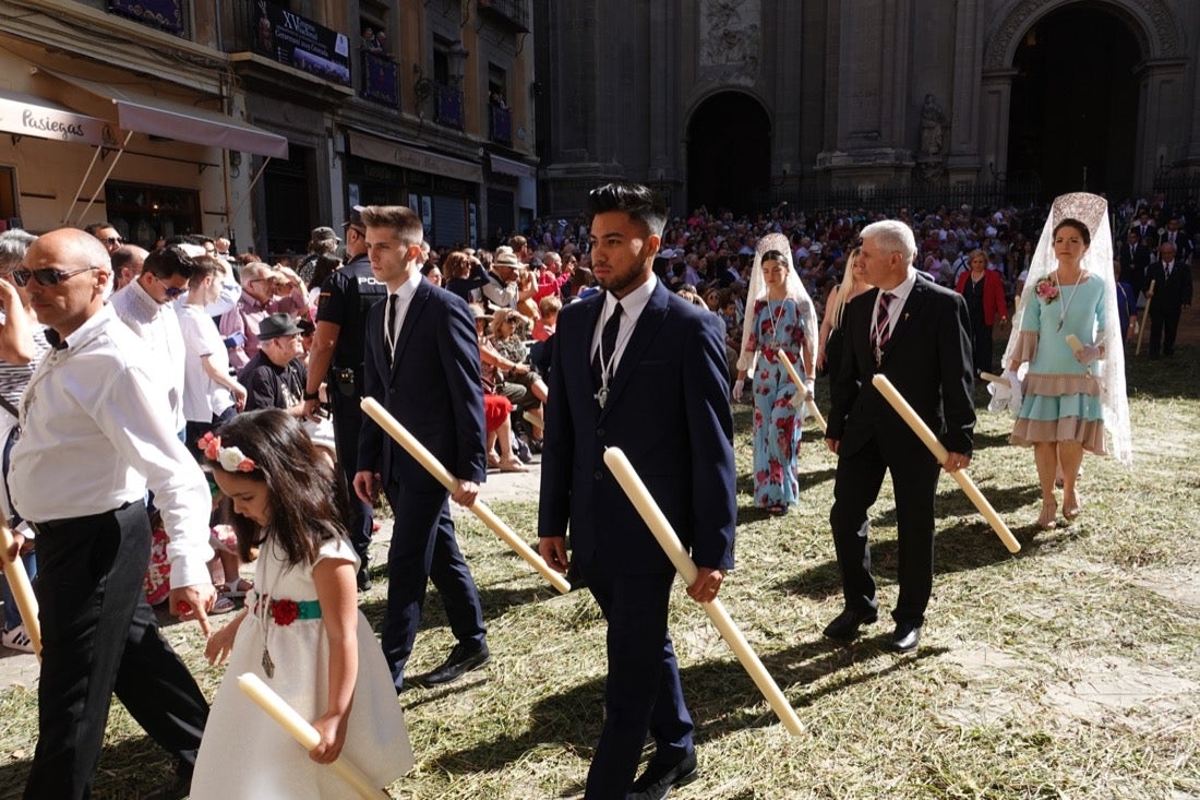 Si has estado en la Plaza de las Pasiegas, búscate en nuestra galería