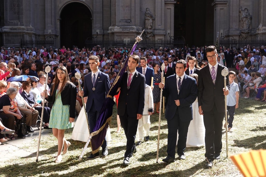 Si has estado en la Plaza de las Pasiegas, búscate en nuestra galería