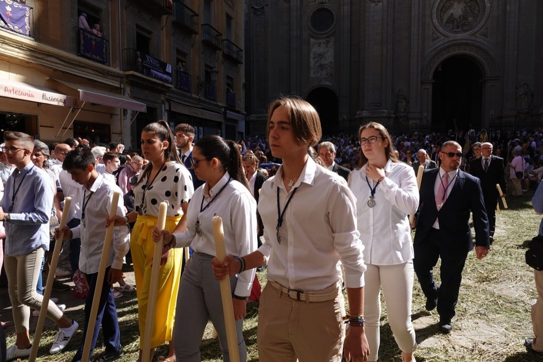 Si has estado en la Plaza de las Pasiegas, búscate en nuestra galería