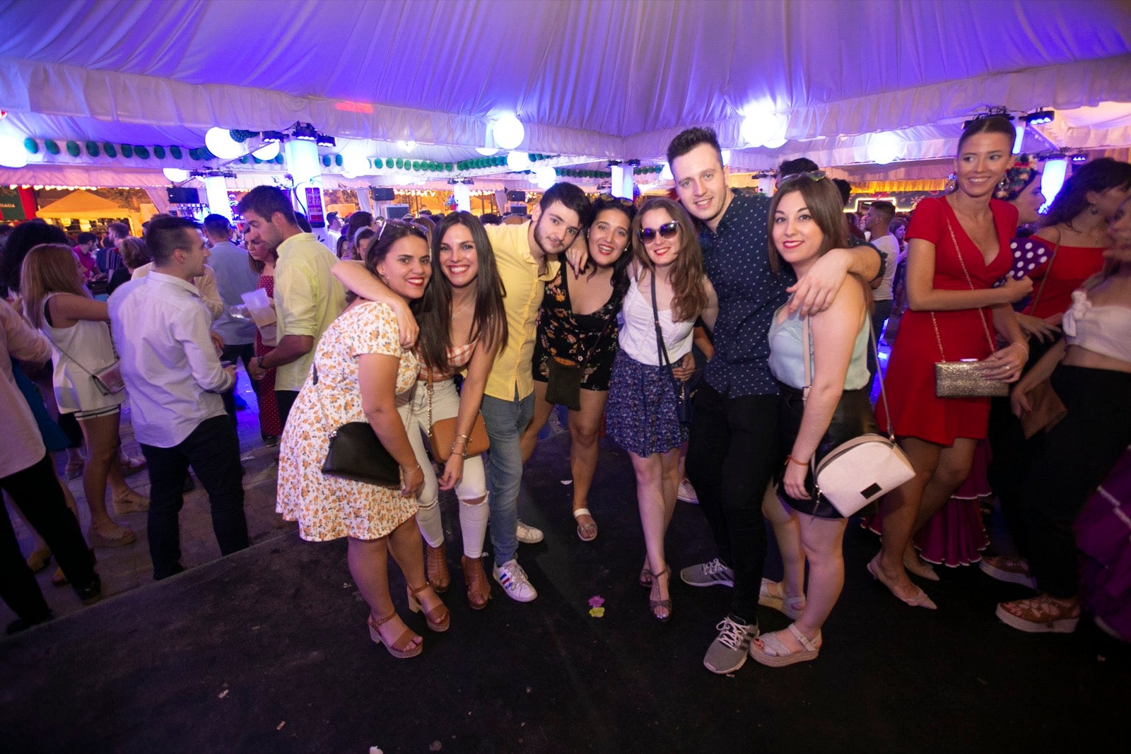 El festivo de la feria de Granada se hizo sentir en el recinto de Almanjáyar