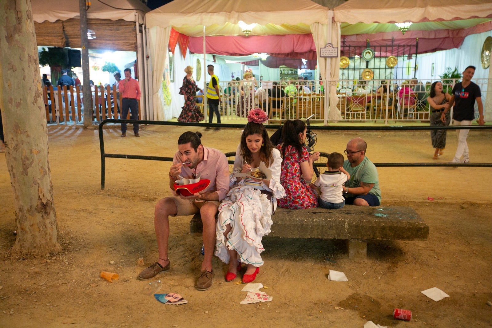 El festivo de la feria de Granada se hizo sentir en el recinto de Almanjáyar