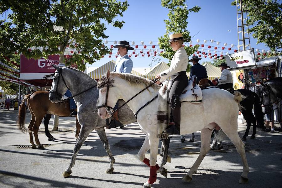 El festivo de la feria de Granada se hizo sentir en el recinto de Almanjáyar