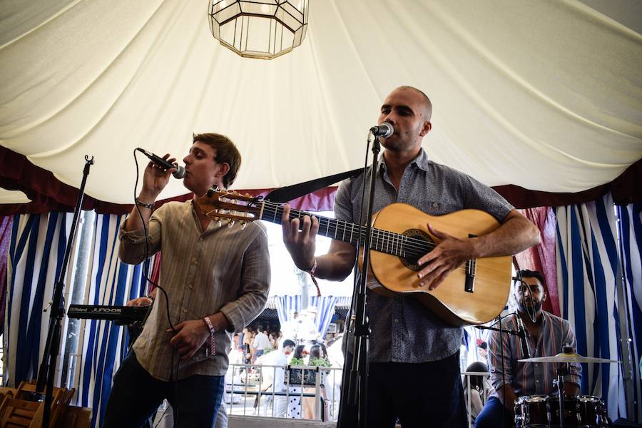 El festivo de la feria de Granada se hizo sentir en el recinto de Almanjáyar