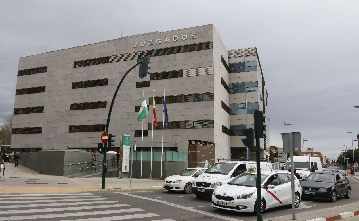 Vista de los Juzgados de Almería.