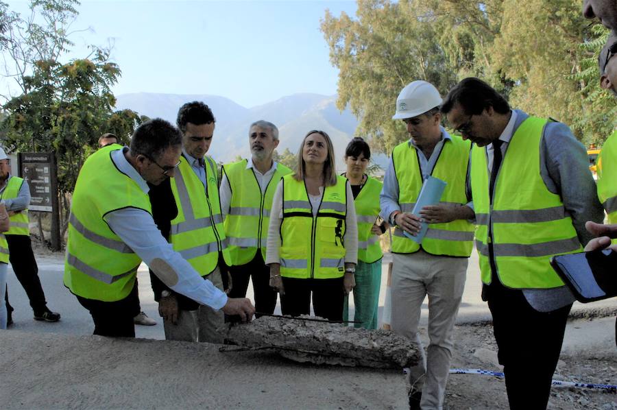 La consejera de Fomento, Infraestructuras y Ordenación del Territorio, Marifrán Carazo, confía en que las obras, valoradas en 700.000 euros, estén acabadas en el plazo de cinco meses