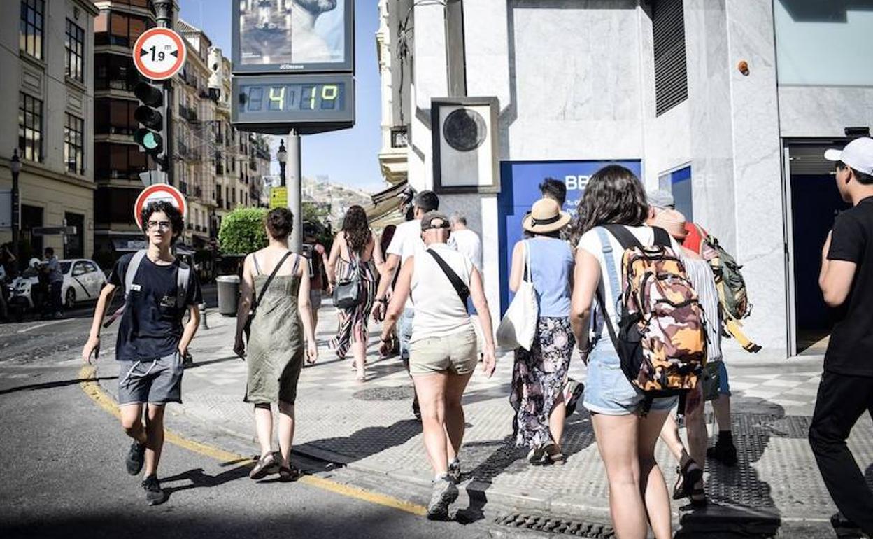 Este miércoles los termómetros alcanza los 41 grados.