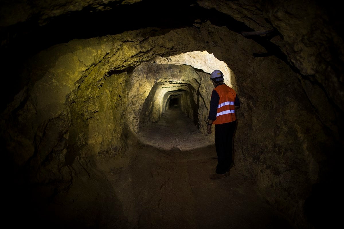 Así son las antiguas minas de Alquife