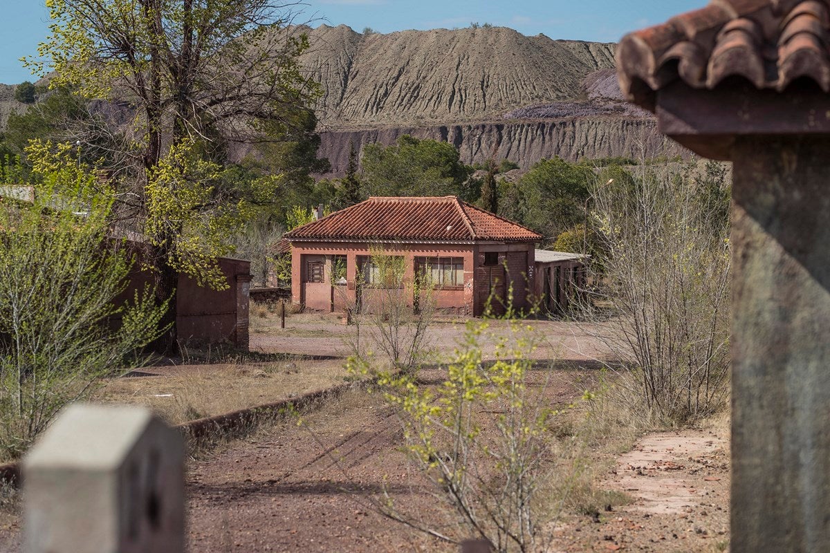 Así se encuentra el poblado minero de Alquife