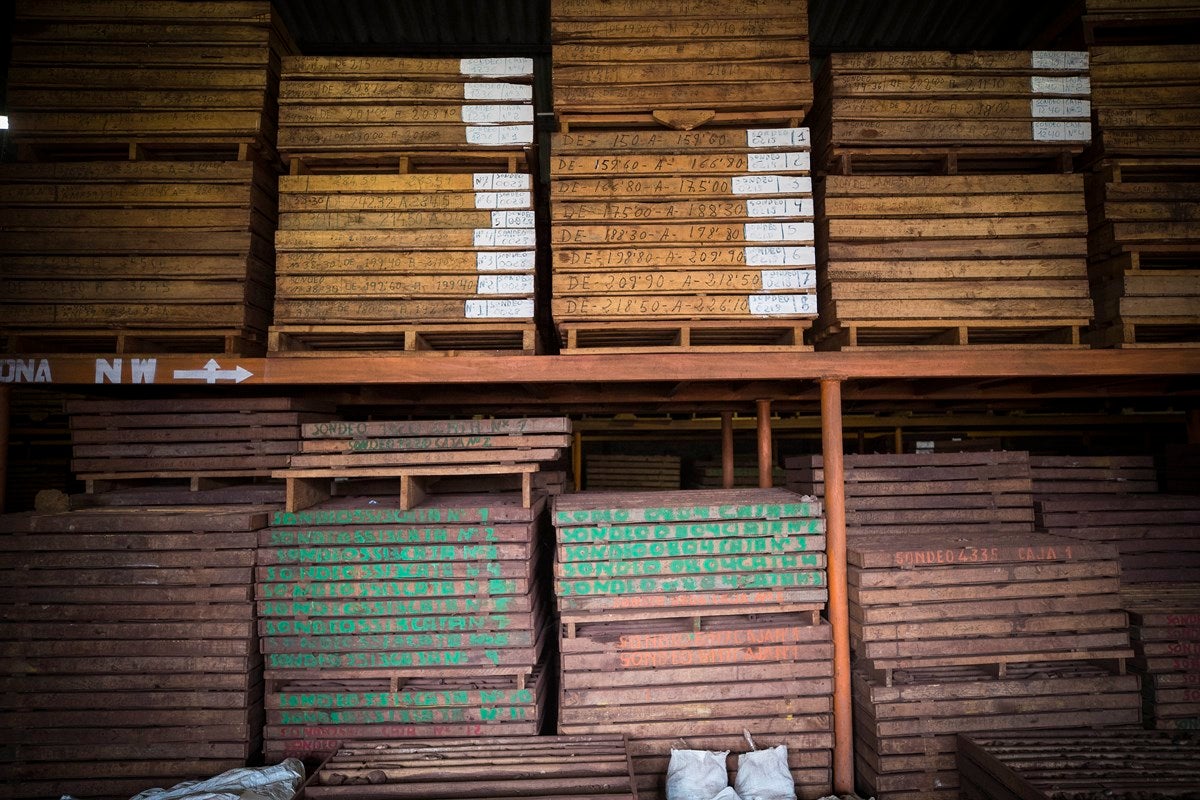 Así se encuentra el poblado minero de Alquife