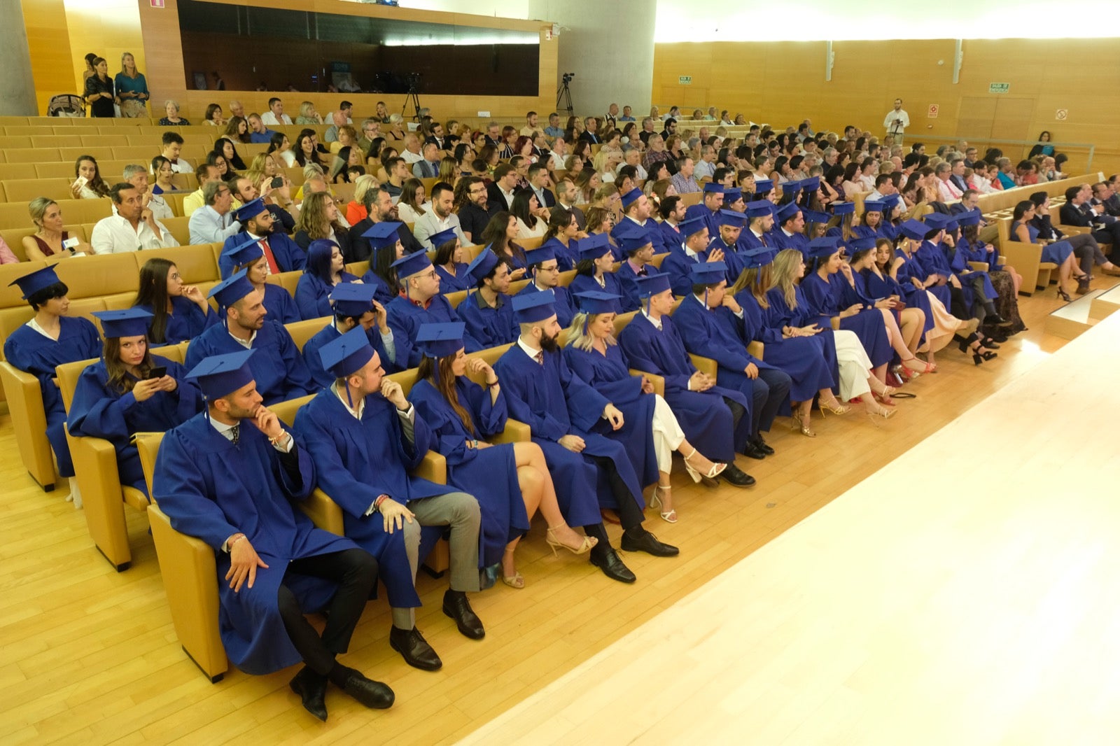 Después de cuatro años de estudios, la de anoche era una fecha muy esperada para varias promociones de esta escuela