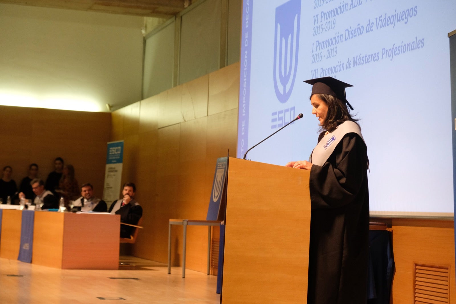 Después de cuatro años de estudios, la de anoche era una fecha muy esperada para varias promociones de esta escuela