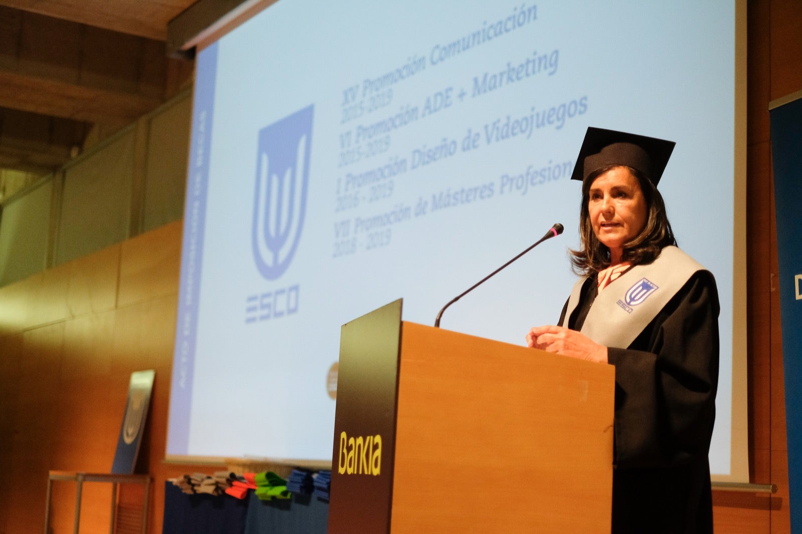 Después de cuatro años de estudios, la de anoche era una fecha muy esperada para varias promociones de esta escuela