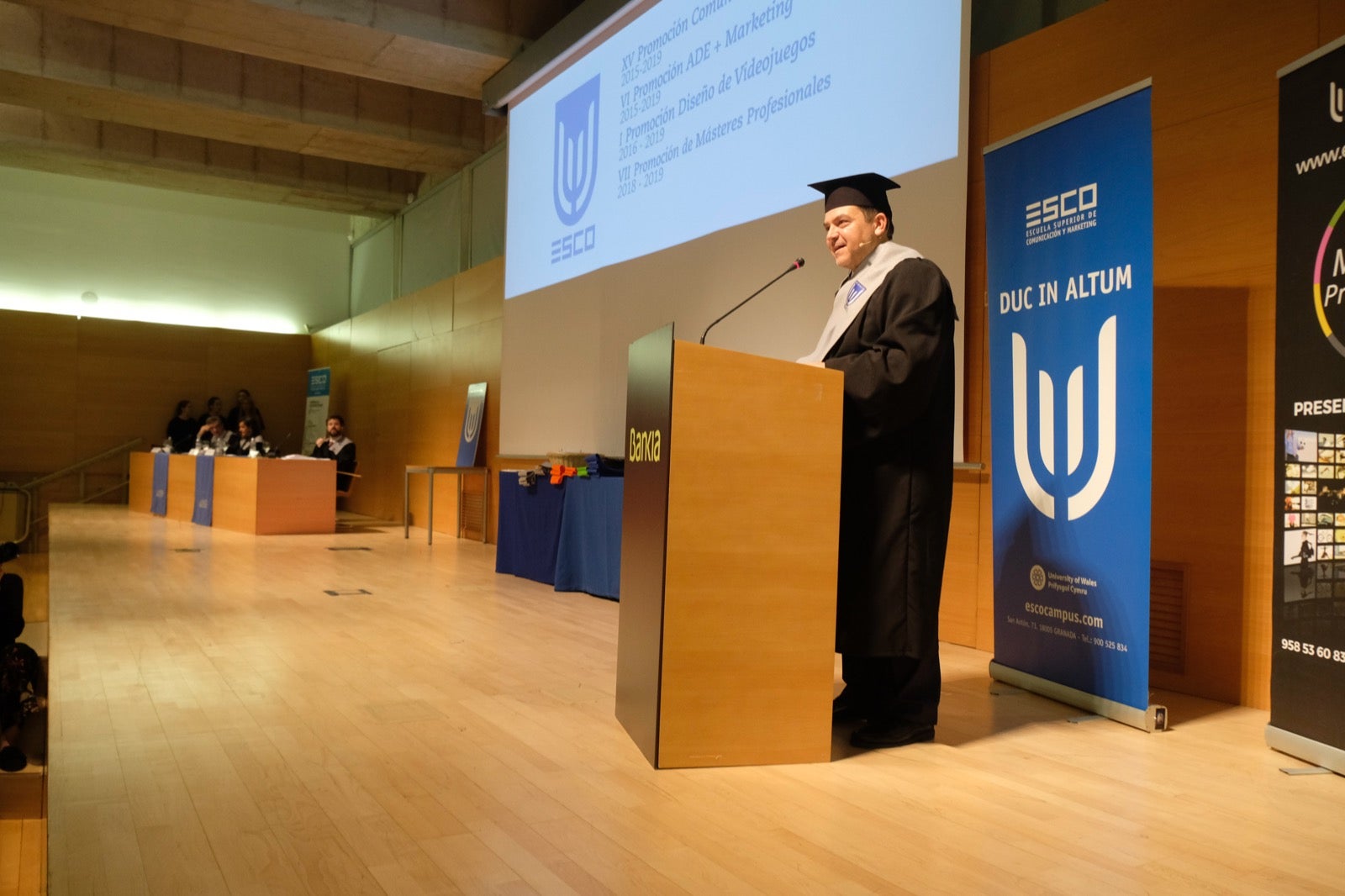 Después de cuatro años de estudios, la de anoche era una fecha muy esperada para varias promociones de esta escuela