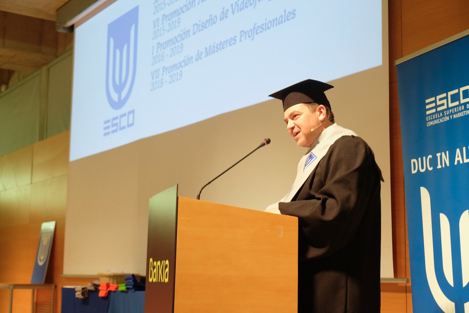 Después de cuatro años de estudios, la de anoche era una fecha muy esperada para varias promociones de esta escuela