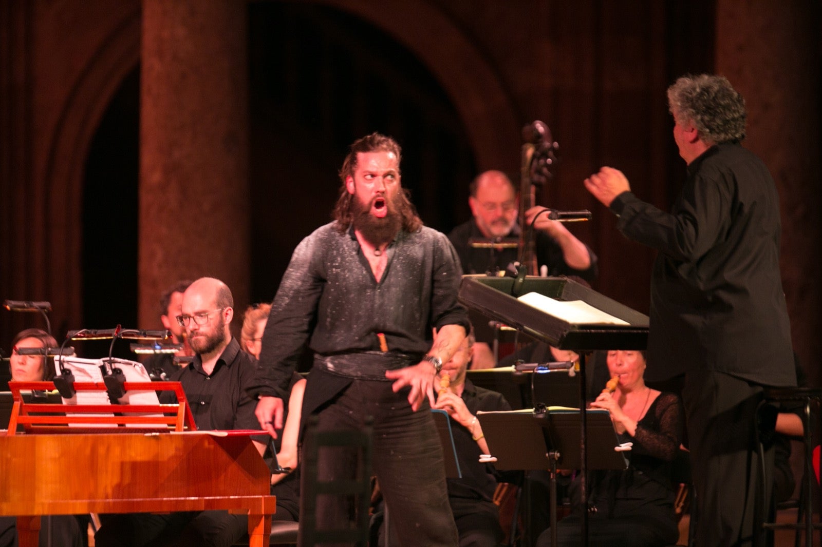 René Jacobs ofrece una versión amplia, luminosa, llena de ese espíritu mozartiano y que aflora en cualquier momento de tan grandiosa partitura