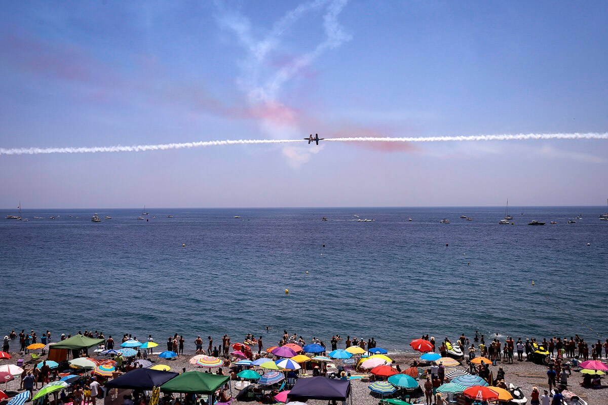 Treinta aeronaves han realizado diferentes acrobacias en este espectáculo, que ha celebrado este domingo su catorce edición