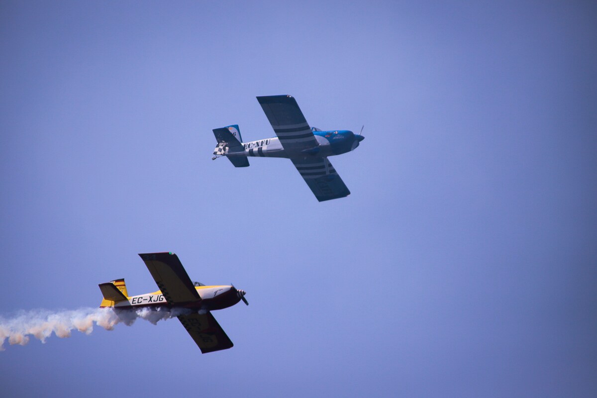 Treinta aeronaves han realizado diferentes acrobacias en este espectáculo, que ha celebrado este domingo su catorce edición