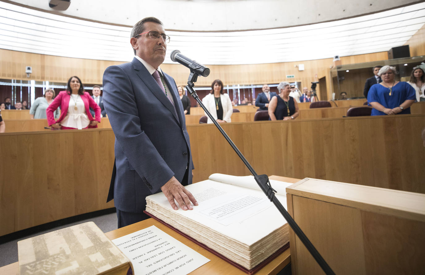 José Entrena ha sido reelegido presidente contando con los votos de PSOE, Adelante, IU y Cs