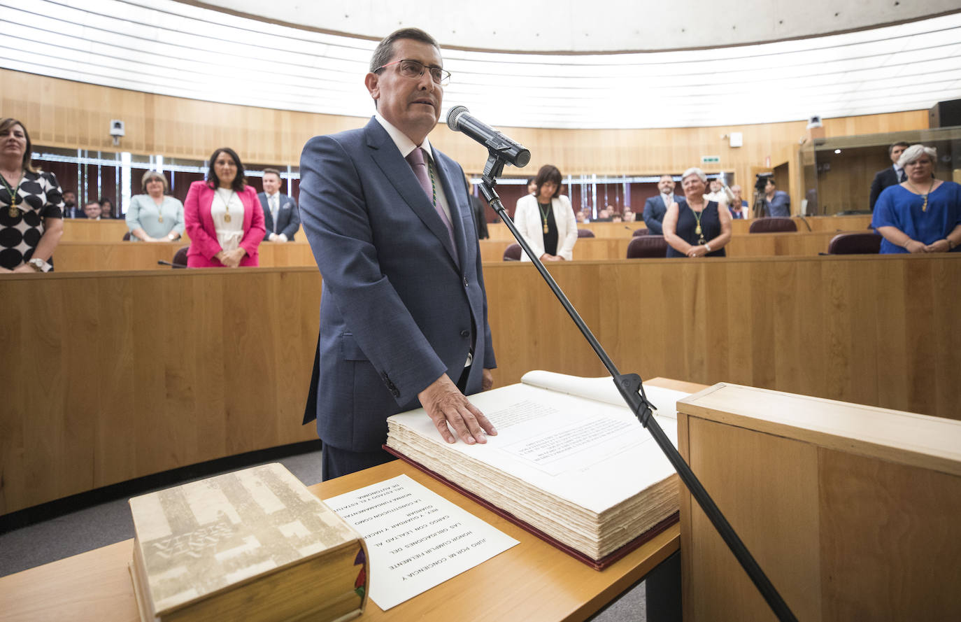 José Entrena ha sido reelegido presidente contando con los votos de PSOE, Adelante, IU y Cs