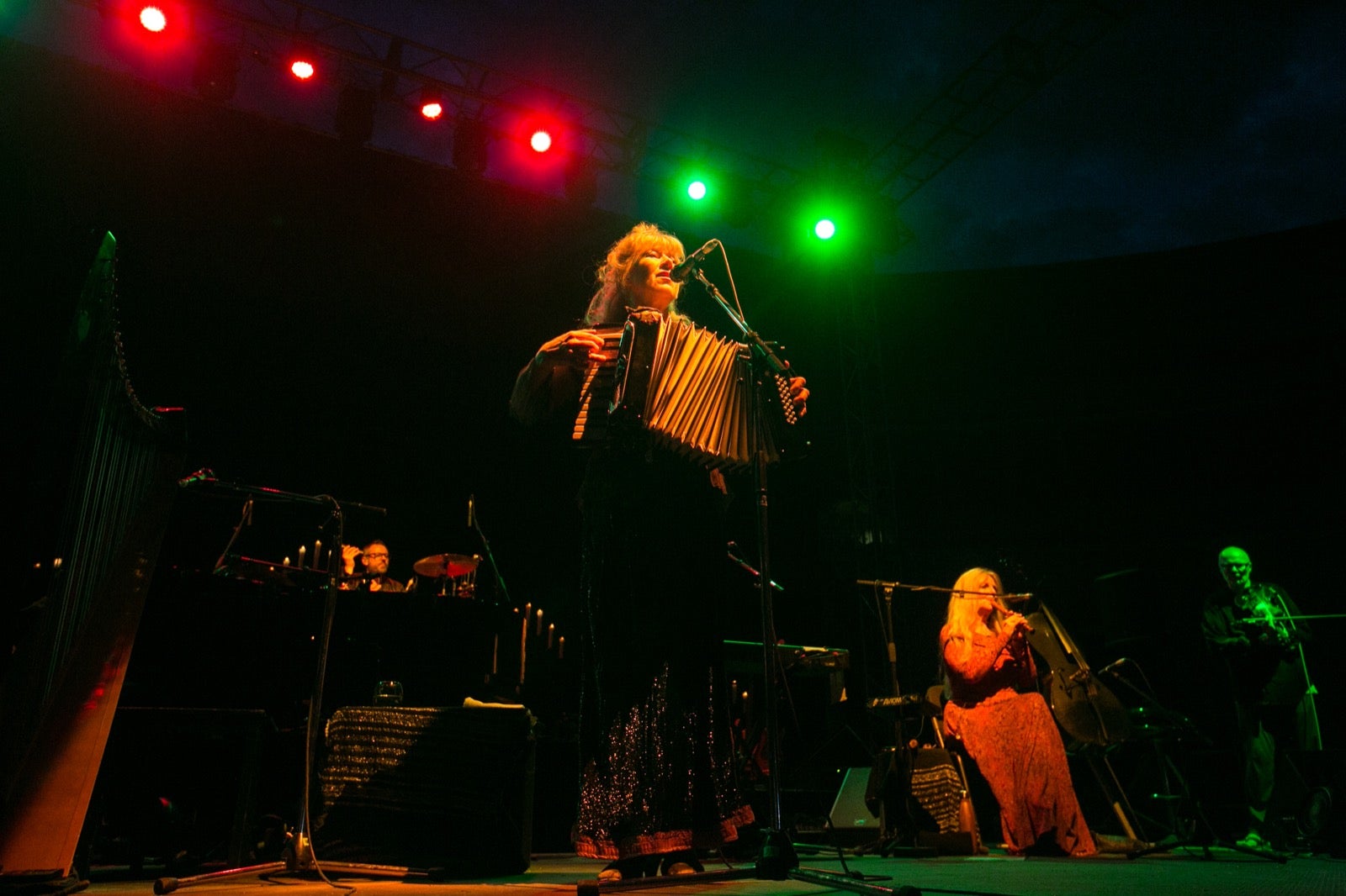 Fotos: Escuchar a Loreena McKennitt tiene el don de la regresión a vidas anteriores