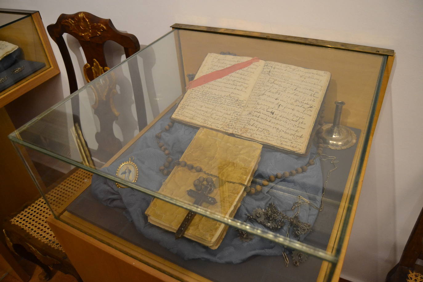 Así es la colección que atesora este monasterio de Granada