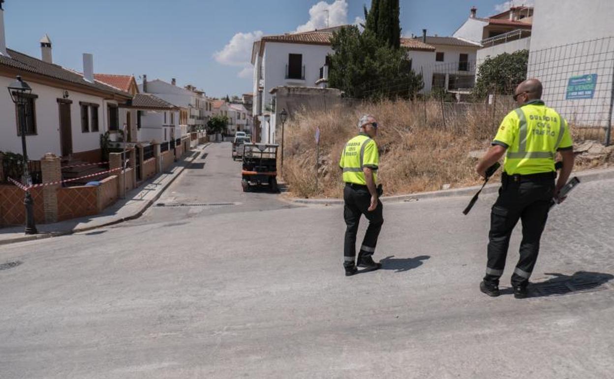 Agentes de la Guardia Civil han realizado un atestado del accidente en la zona