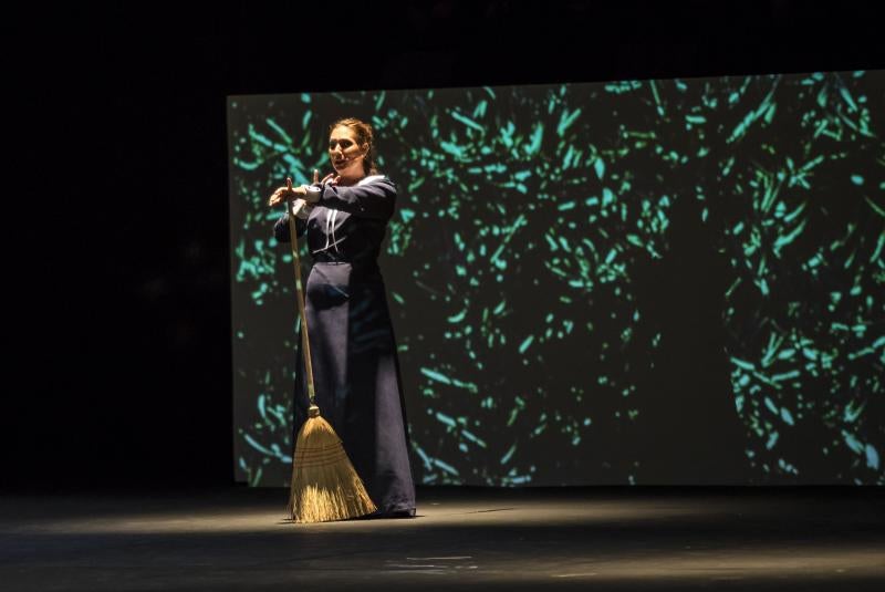 Éxito de Marina Heredia y su compañía en el arranque del espectáculo lorquiano en el Generalife