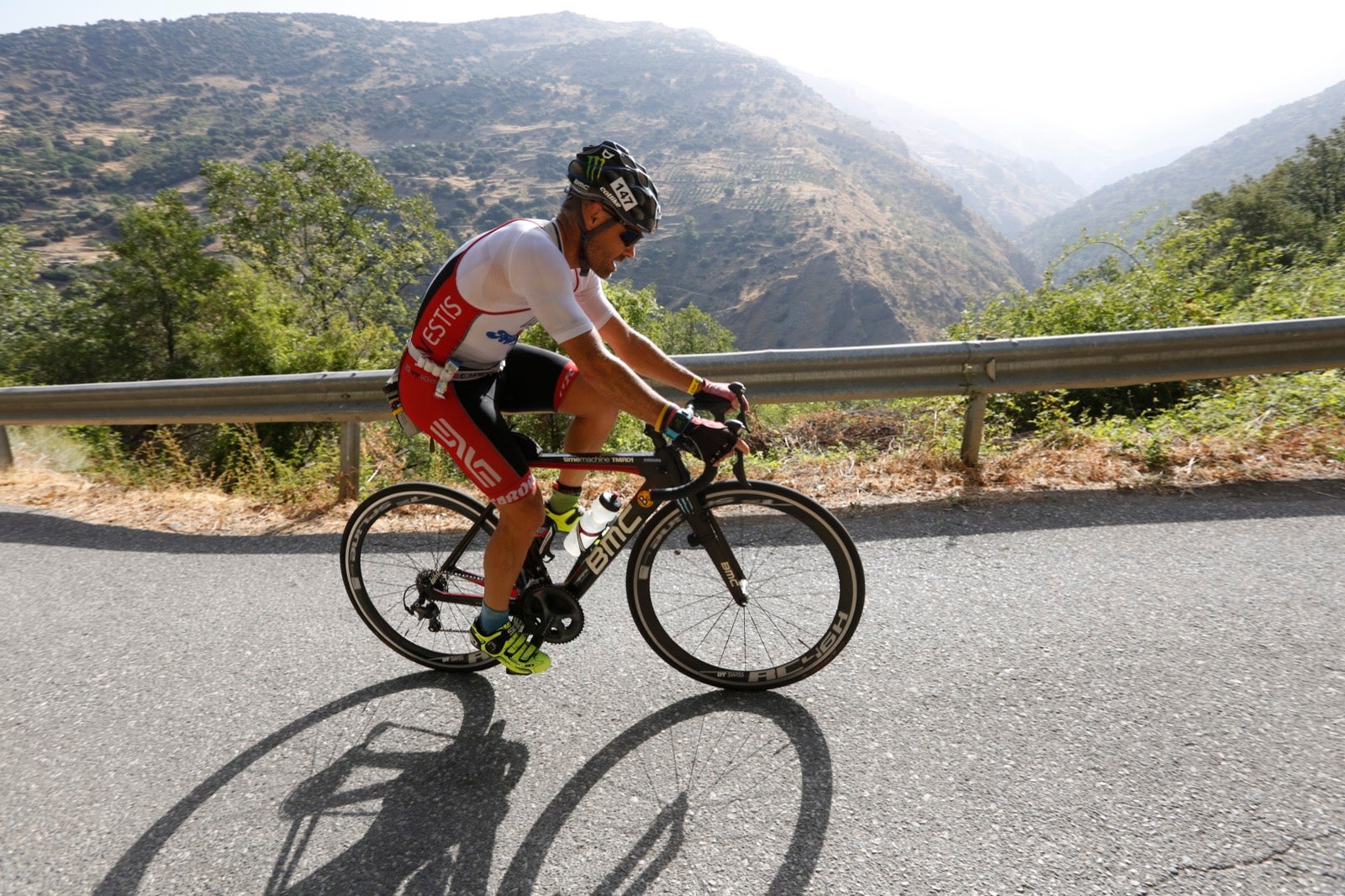 Fotos: Nos metemos e lleno en el espectacular triatlón de Sierra Nevada: así ha sido