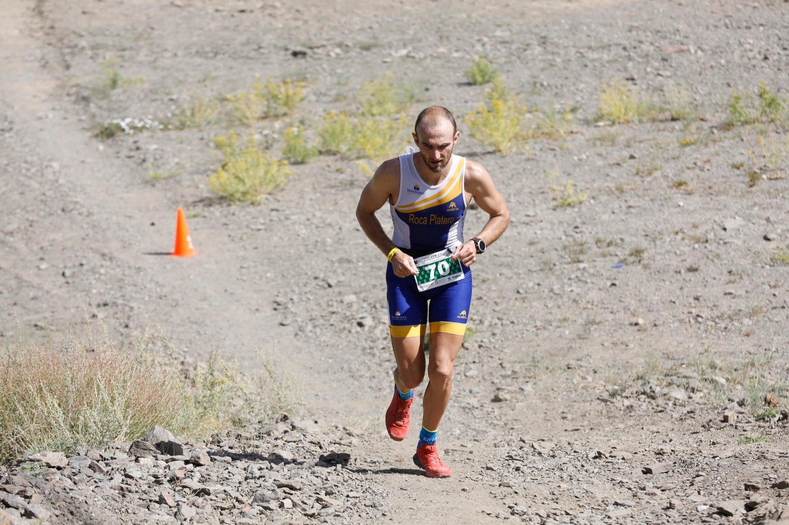 Fotos: Nos metemos e lleno en el espectacular triatlón de Sierra Nevada: así ha sido