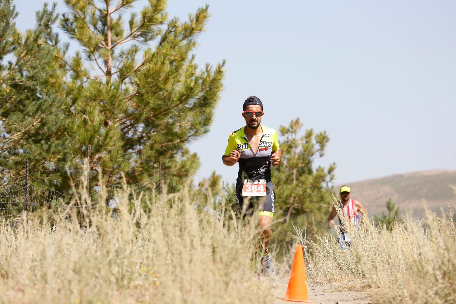 Fotos: Nos metemos e lleno en el espectacular triatlón de Sierra Nevada: así ha sido