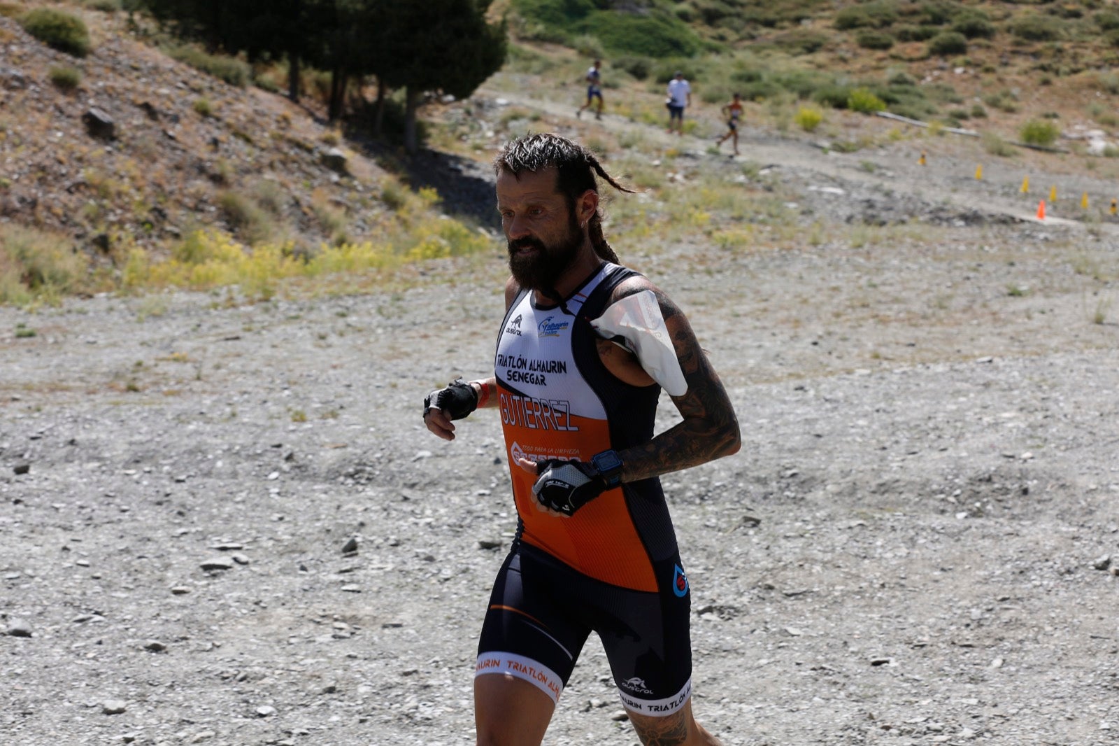 Fotos: Nos metemos e lleno en el espectacular triatlón de Sierra Nevada: así ha sido